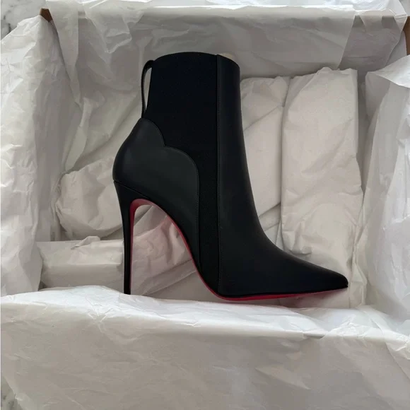Christian Louboutin Chelsea Chick Booties - Picture 3 of 12